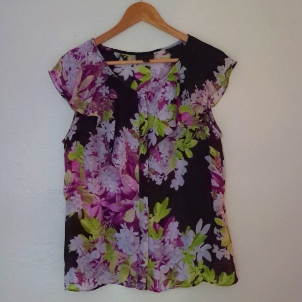 Worthington Short Ruffle Sleeve Purple Floral Summer Size L Chiffon Blouse
